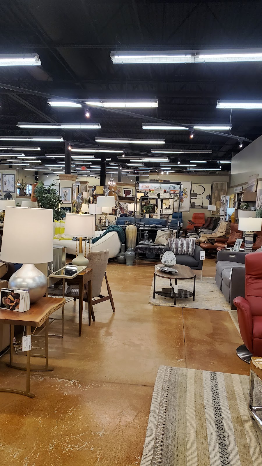 The Shoppes at River Ridge | shopping mall | 4305 W Dublin Granville Rd, Dublin, OH 43017, USA | 6147179002 OR +1 614-717-9002