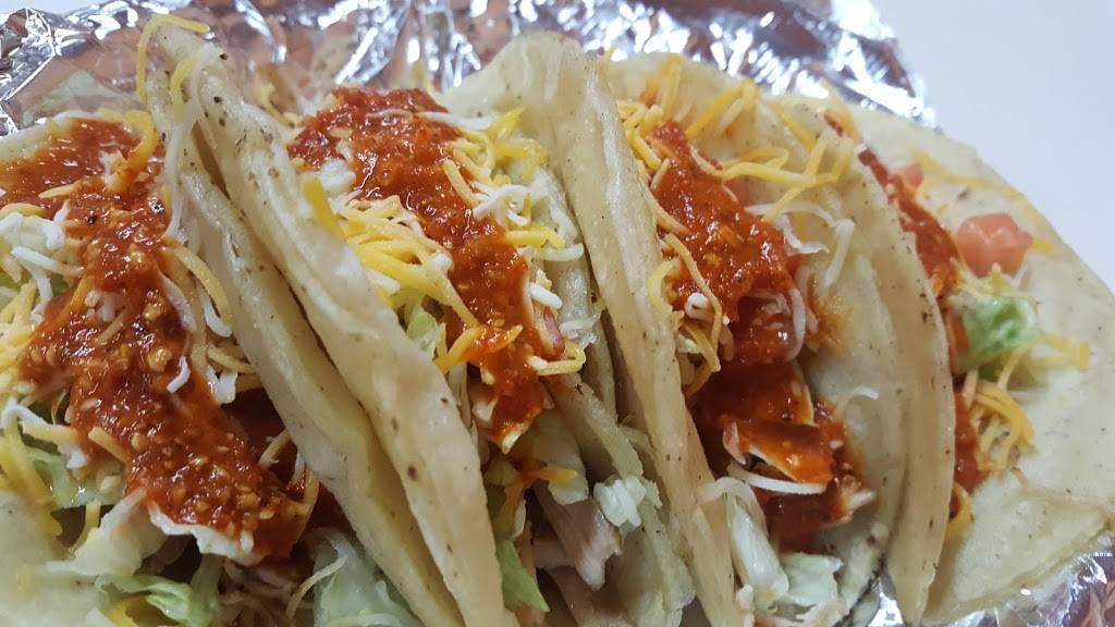 El Pollote Mexican Restaurant | restaurant | 917 Main St, Longmont, CO 80501, USA | 7203650435 OR +1 720-365-0435