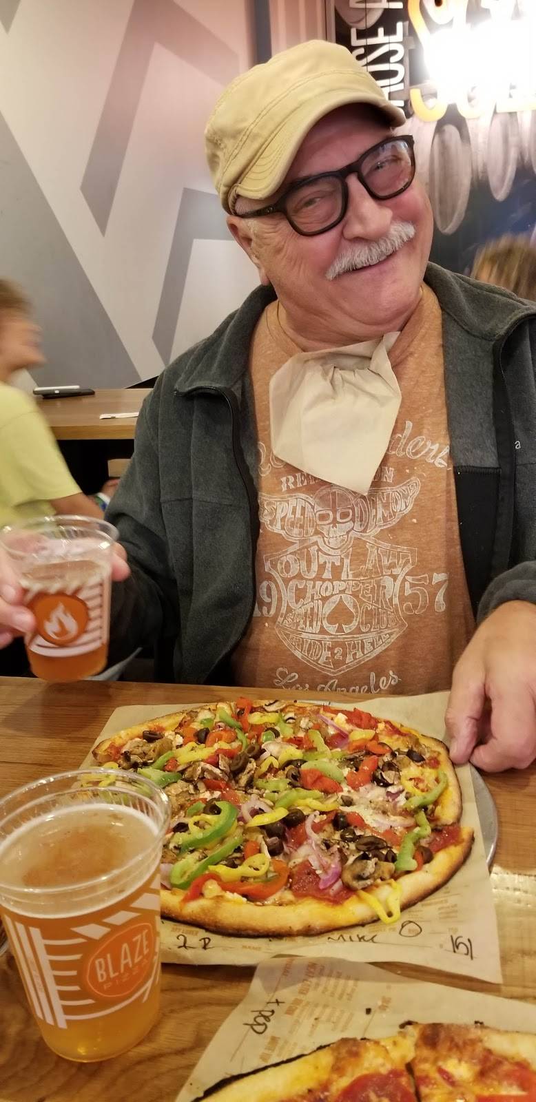 Blaze Pizza | meal takeaway | 2051-A, Theatre Dr, Paso Robles, CA 93446, USA | 8058252002 OR +1 805-825-2002