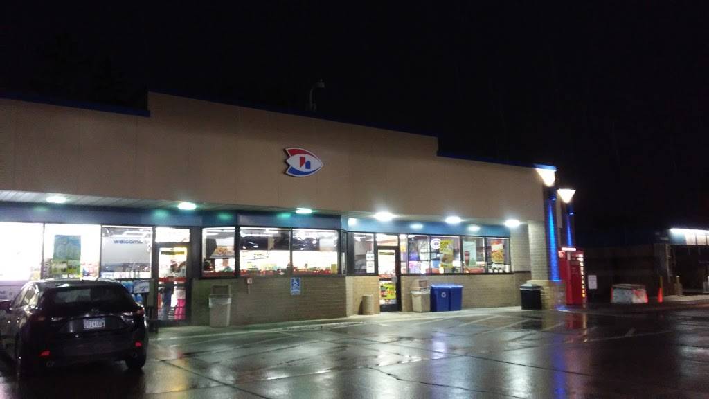 Holiday Stationstores | cafe | 1325 Wayzata Blvd E, Wayzata, MN 55391, USA | 9524733940 OR +1 952-473-3940