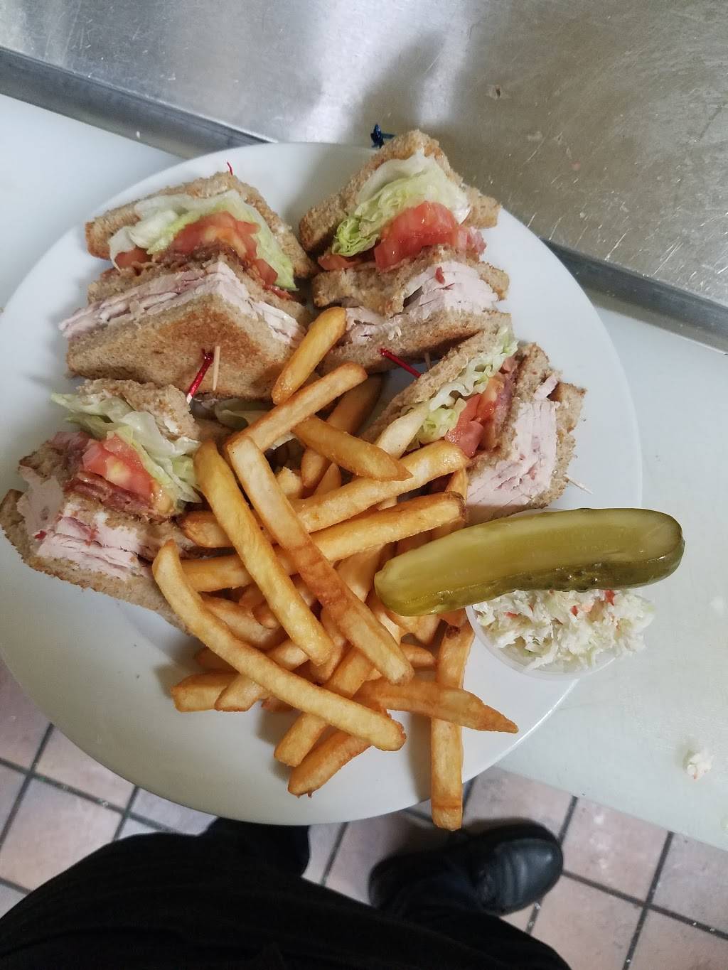 The City Diner | restaurant | 65-35 Grand Ave, Maspeth, NY 11378, USA | 7188946923 OR +1 718-894-6923