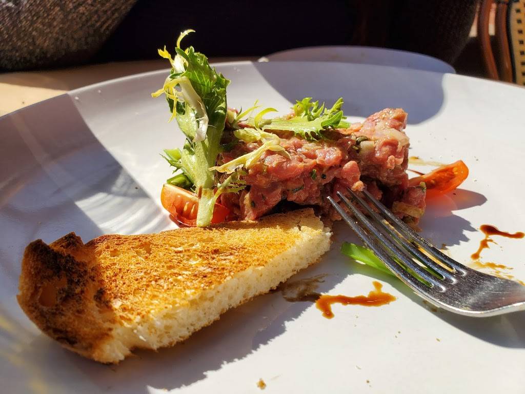 La Voile | restaurant | 261 Newbury St, Boston, MA 02116, USA | 6175874200 OR +1 617-587-4200