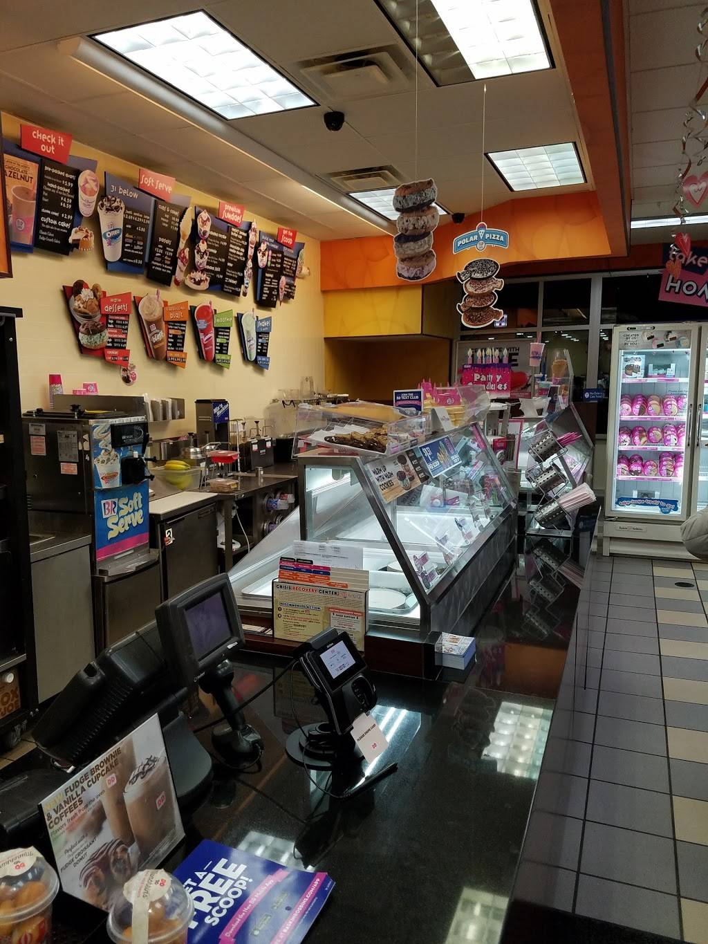 Dunkin | cafe | 812 E Chicago St, Elgin, IL 60120, USA | 8478417411 OR +1 847-841-7411