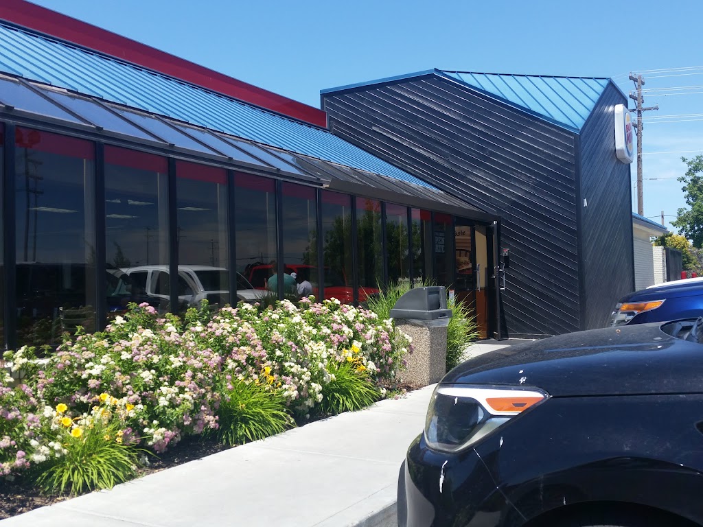 Burger King | restaurant | 90 2nd St S, Nampa, ID 83651, USA | 2084665517 OR +1 208-466-5517