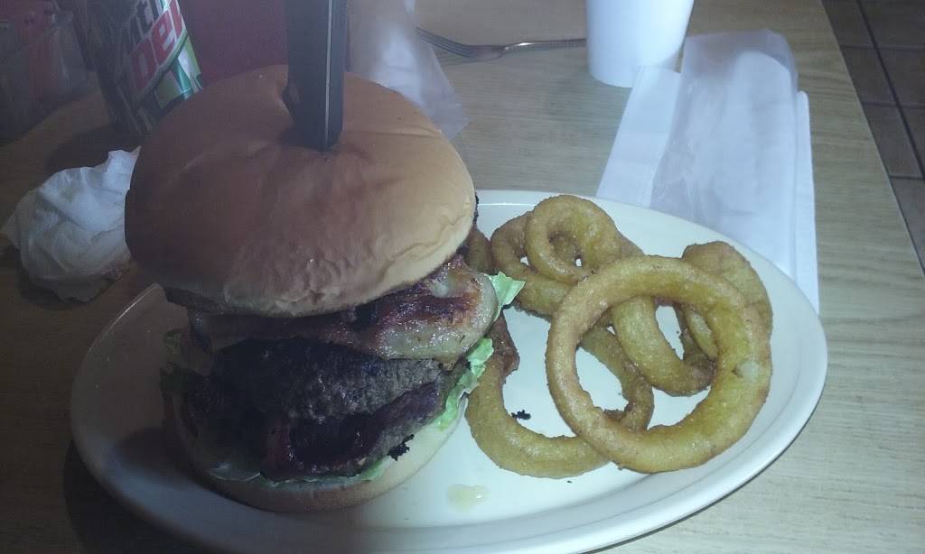 Dons Restaurant & Lounge | restaurant | 31 Co Rd 514, Wappapello, MO 63966, USA | 5732227075 OR +1 573-222-7075