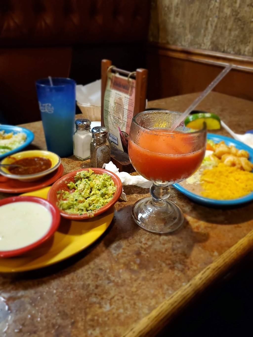 Rio Bravo Mexican Grill | restaurant | 2040 Rankin Mill Rd, Greensboro, NC 27405, USA | 3363752226 OR +1 336-375-2226