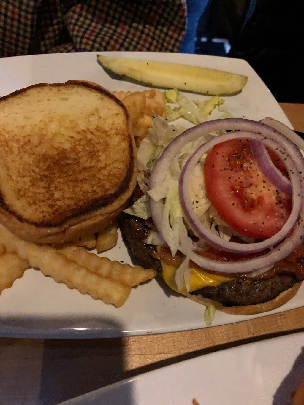 Effing Brew Company | restaurant | 221 W Jefferson Ave, Effingham, IL 62401, USA | 2173472337 OR +1 217-347-2337