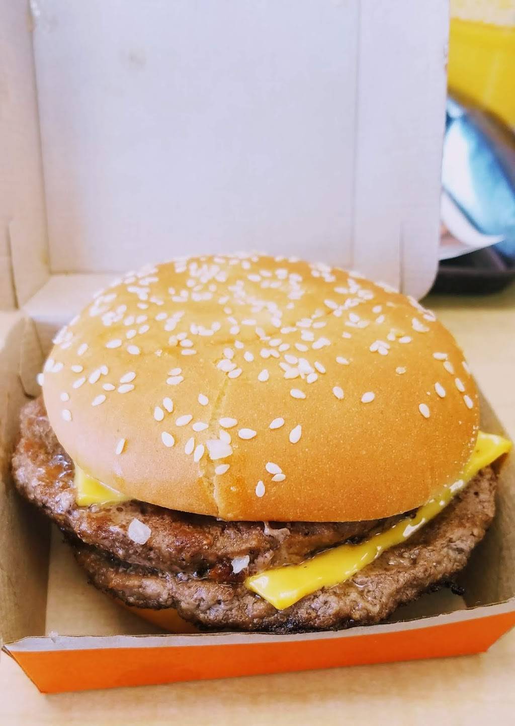 McDonalds | cafe | 245 Housatonic St, Lee, MA 01238, USA | 4132432253 OR +1 413-243-2253