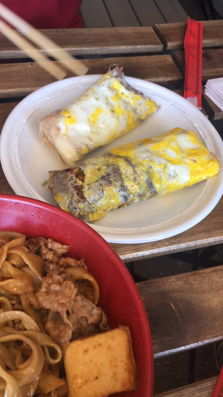 Taos Bakery & Dim Sum | restaurant | 2460 Nesconset Hwy, Stony Brook, NY 11790, USA | 6316756492 OR +1 631-675-6492