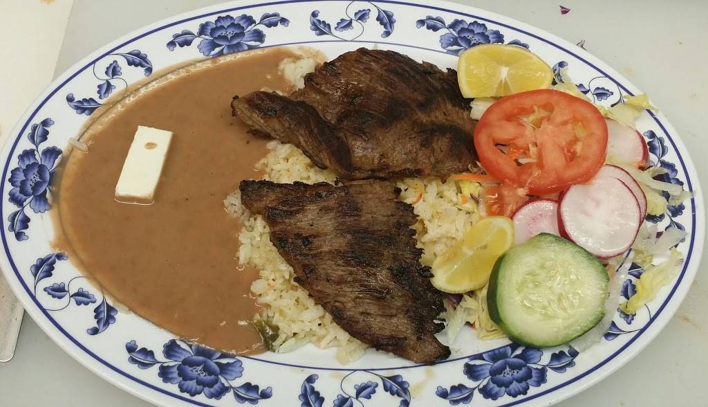 Ilopango Restaurant | restaurant | 1744 Venice Blvd, Los Angeles, CA 90006, USA | 3237668860 OR +1 323-766-8860