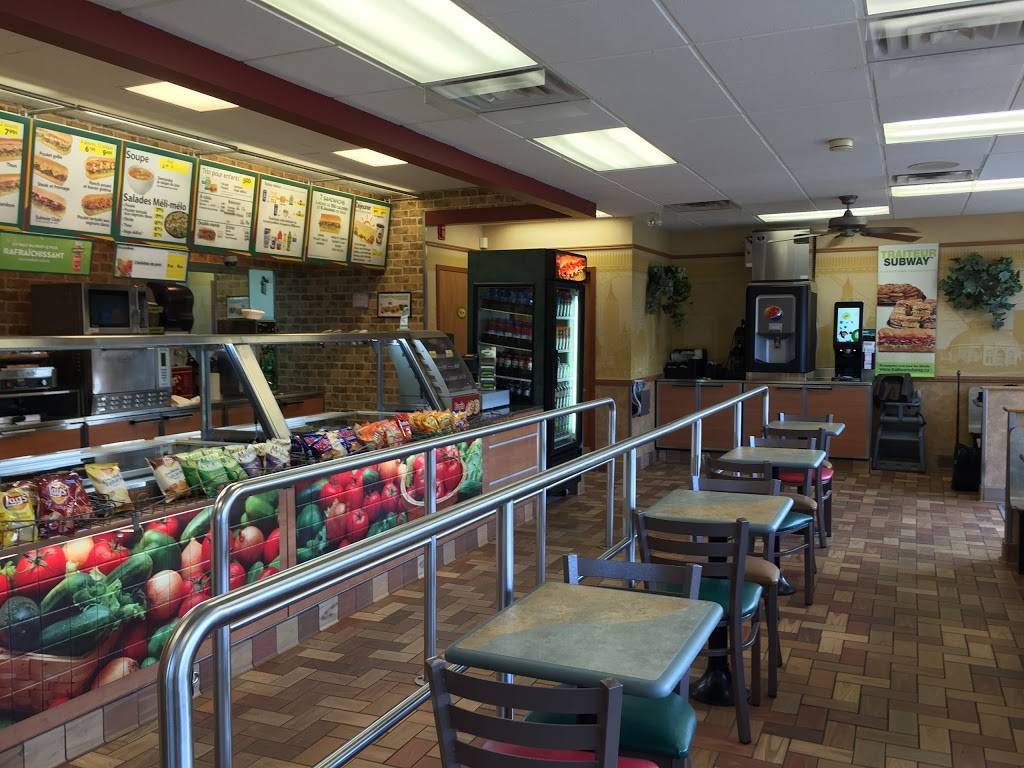 Subway | restaurant | 3500 Chemin des Quatre-Bourgeois, Québec, QC G1W 2L2, Canada | 4186511314 OR +1 418-651-1314