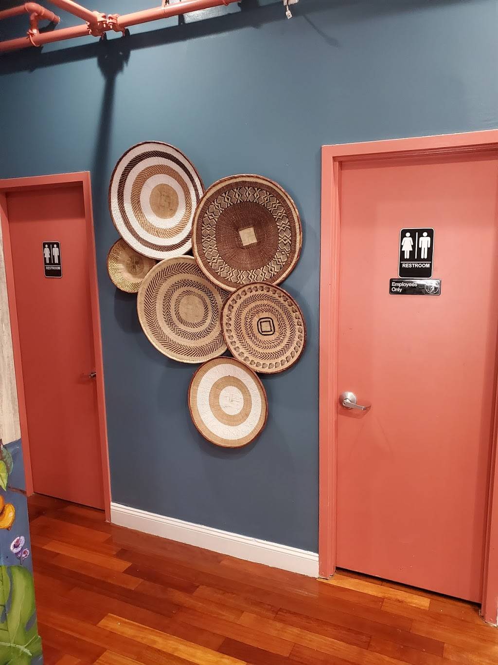 Chilacates Washington St. | restaurant | 4257 Washington St, Boston, MA 02131, USA | 6174779094 OR +1 617-477-9094