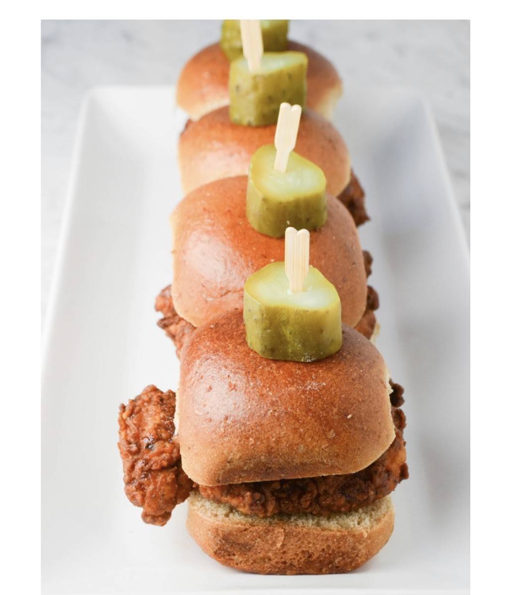 BrickYard Pub Fairfield | restaurant | 93 Post Rd, Fairfield, CT 06824, USA | 2032923500 OR +1 203-292-3500