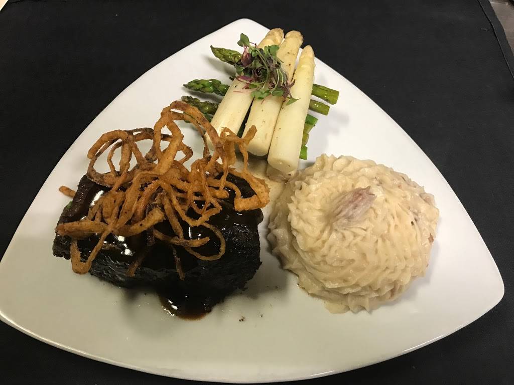 The Village Inn | night club | 127 Marine Ave, Newport Beach, CA 92662, USA | 9496758300 OR +1 949-675-8300