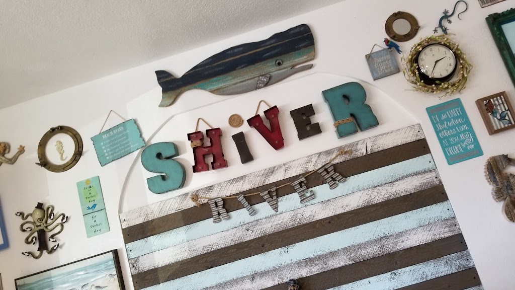 Shiver River Shaved Ice & Sandwich Shop | cafe | 1190 AZ-95 Bldg. B, Bullhead City, AZ 86429, USA | 9285427088 OR +1 928-542-7088
