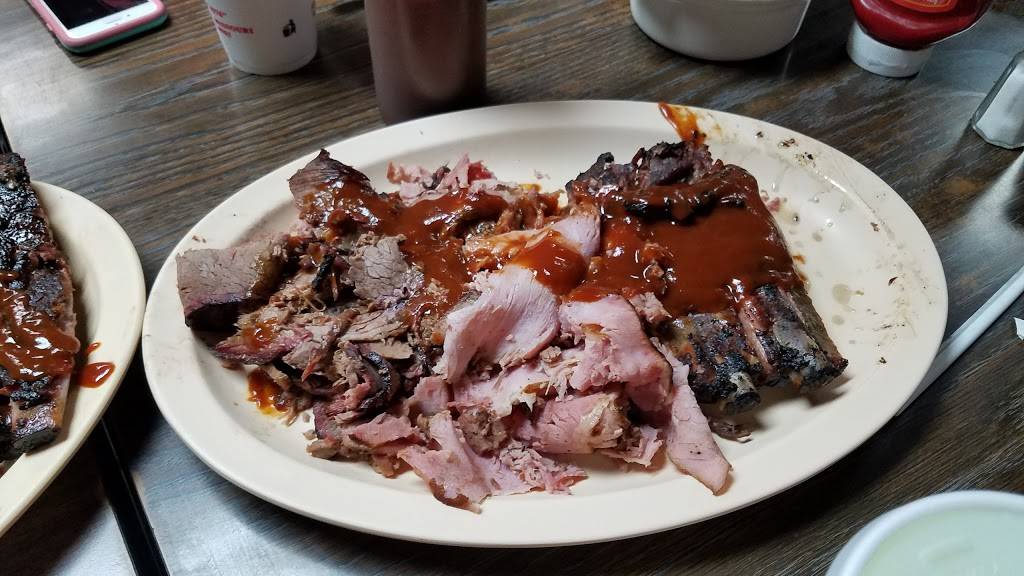 Bates City BBQ | restaurant | 201 E Market St, Bates City, MO 64011, USA | 8166254961 OR +1 816-625-4961