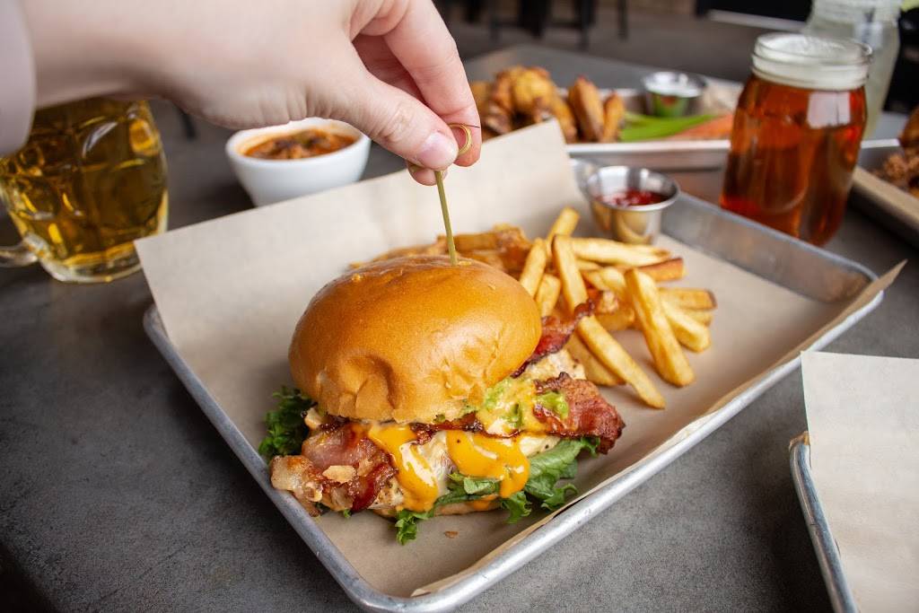 Haymaker Thunderbird | restaurant | 8706 W Thunderbird Rd, Peoria, AZ 85381, USA | 6234409100 OR +1 623-440-9100