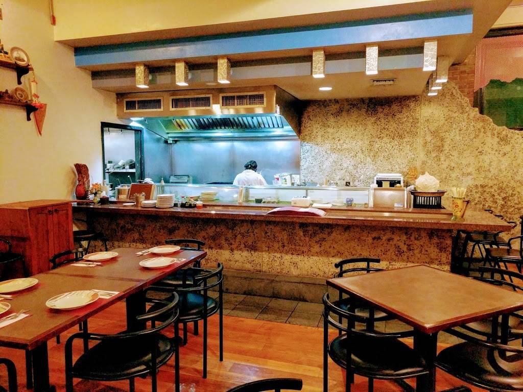 Pakarang Exquisite Thai Cuisine | restaurant | 303 S Main St, Providence, RI 02903, USA | 4014533660 OR +1 401-453-3660