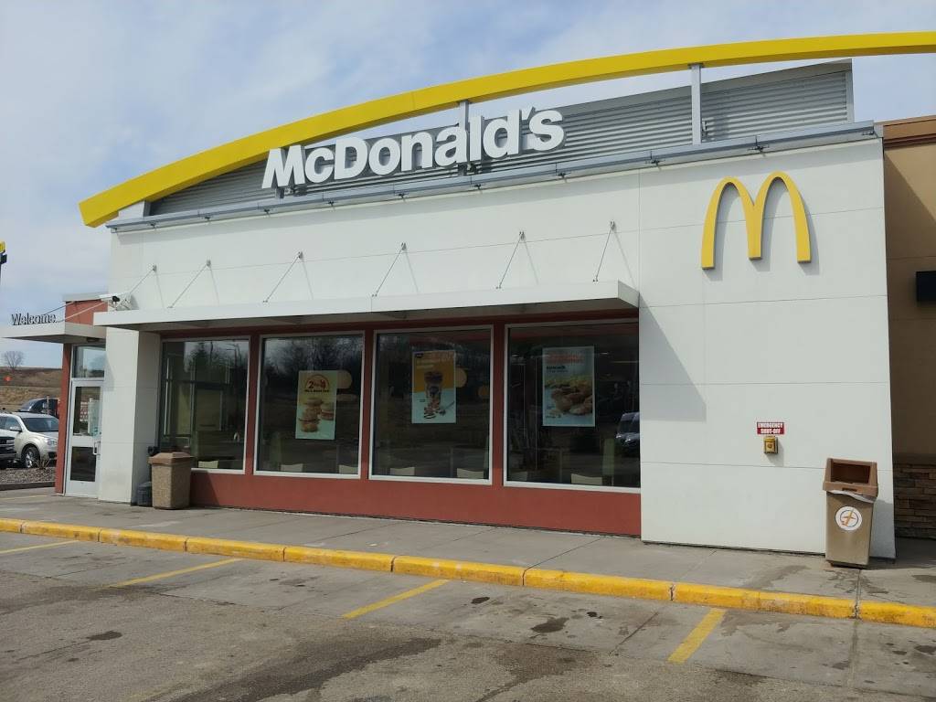McDonalds | restaurant | 1193 70th Ave, Roberts, WI 54023, USA | 7157494470 OR +1 715-749-4470