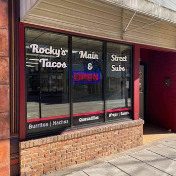 Rockys Tacos & Subs | restaurant | 424 N Main St, Oshkosh, WI 54901, USA | 9204797000 OR +1 920-479-7000