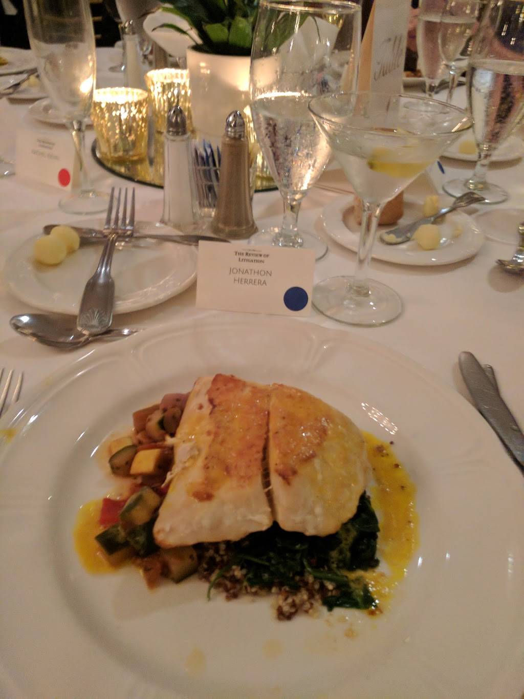 Austin Club | restaurant | 110 E 9th St, Austin, TX 78701, USA | 5124779496 OR +1 512-477-9496