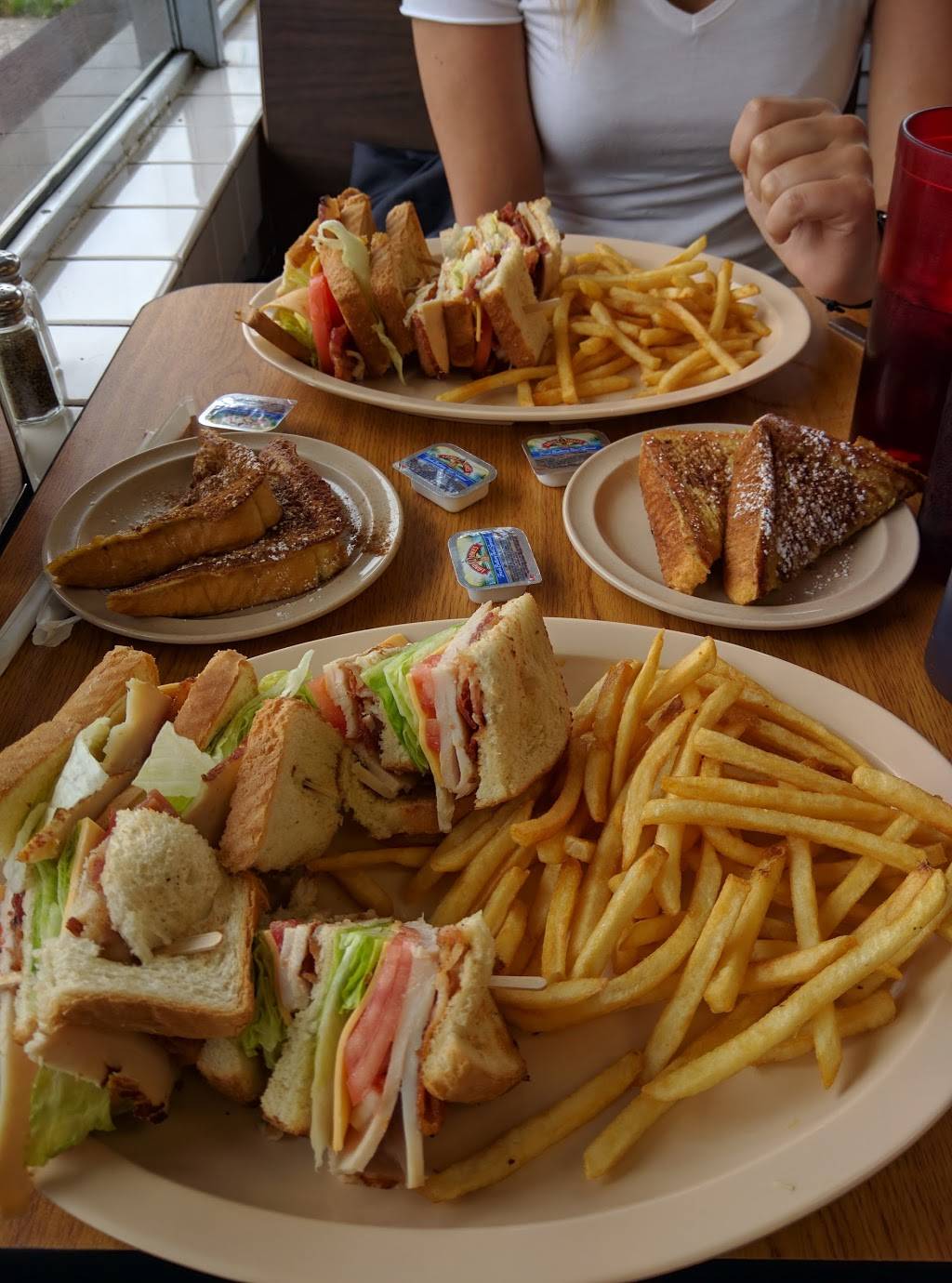 Steak n Egger Inc | restaurant | 1174 W Cermak Rd, Chicago, IL 60608, USA | 3122265444 OR +1 312-226-5444