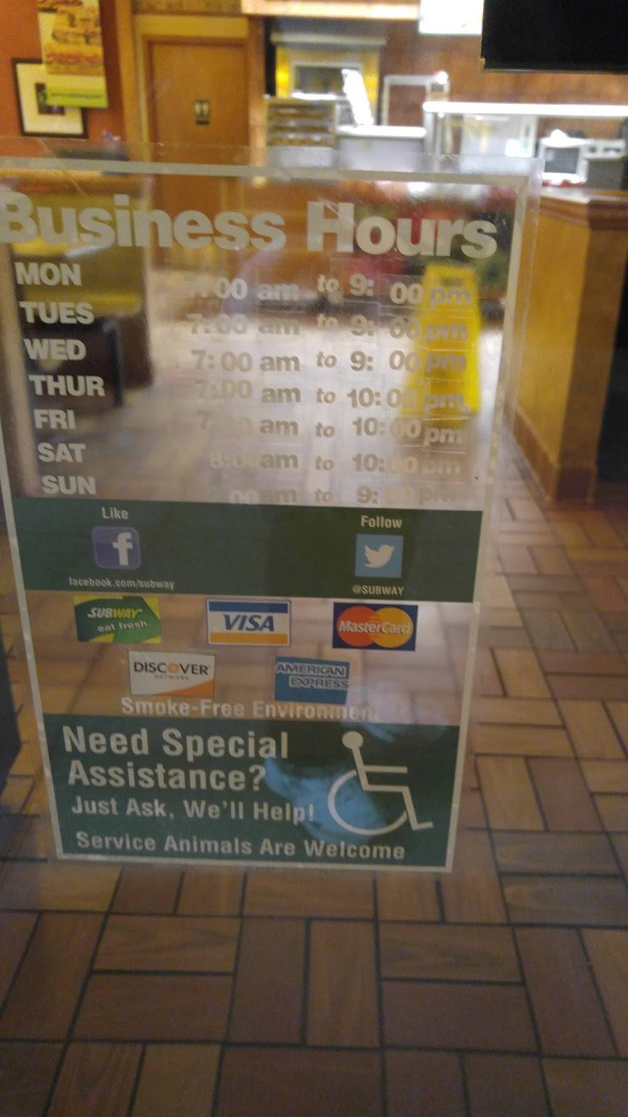 Subway | restaurant | 3603 Round Lake Blvd NW, Anoka, MN 55303, USA | 7634211983 OR +1 763-421-1983