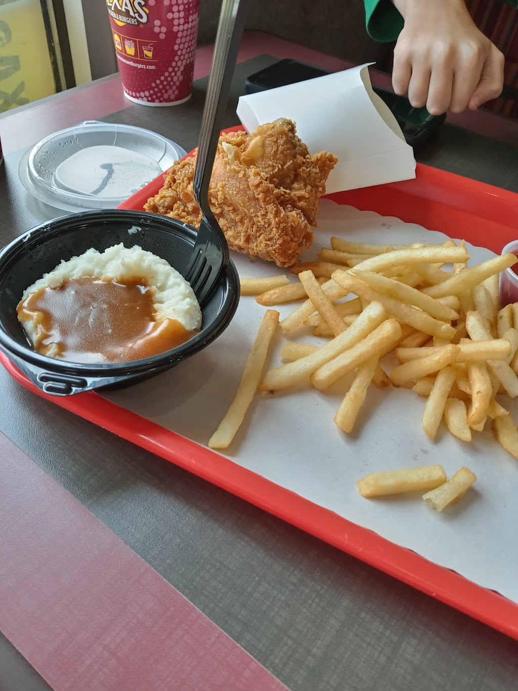 Texas Chicken & Burgers | restaurant | 3901 Veteran Hwy, Levittown, PA 19056, USA | 2156222022 OR +1 215-622-2022