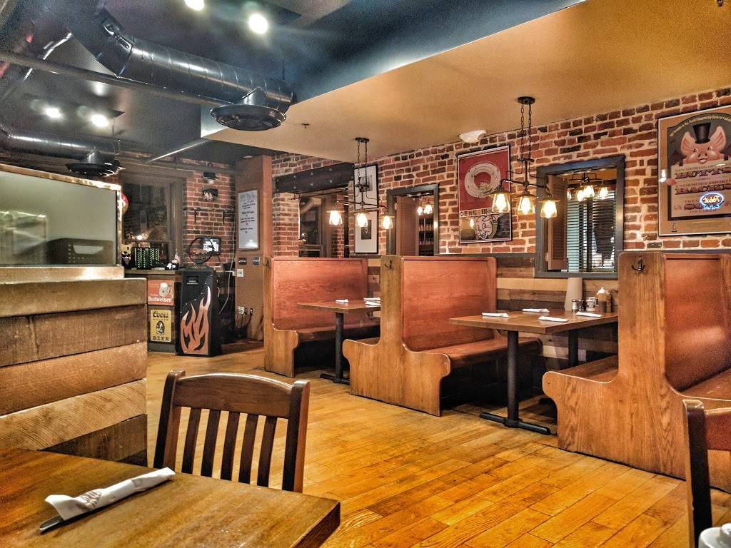 Myron Mixons Pitmaster Barbeque | restaurant | 220 N Lee St, Alexandria, VA 22314, USA | 7035353340 OR +1 703-535-3340