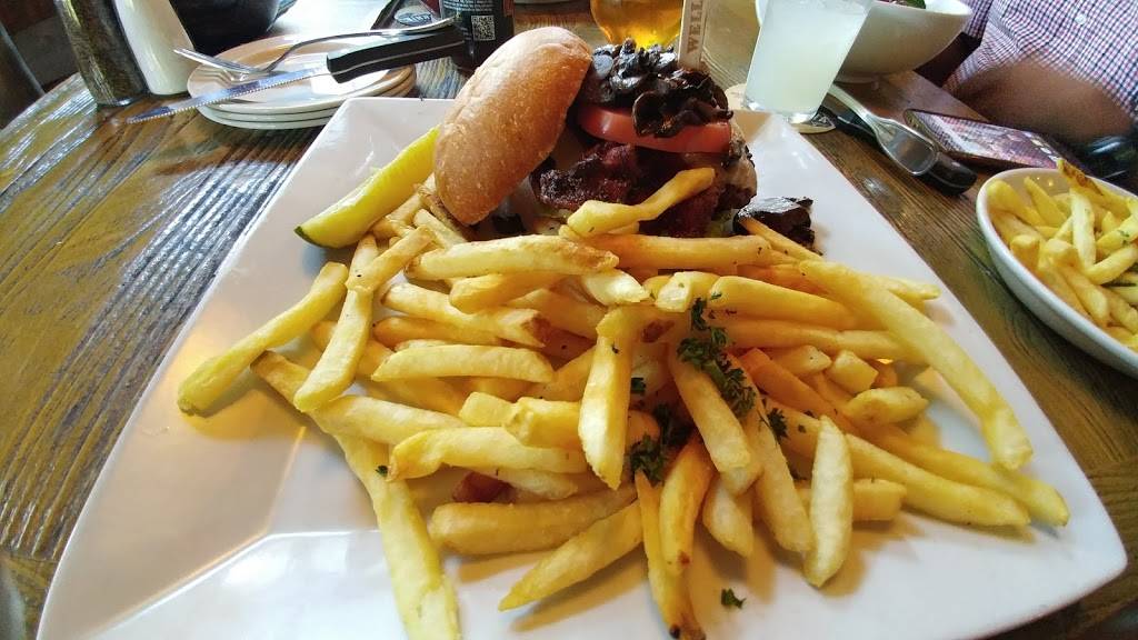 Karl Strauss Brewing Company | restaurant | 10448 Reserve Dr, San Diego, CA 92127, USA | 8583762739 OR +1 858-376-2739