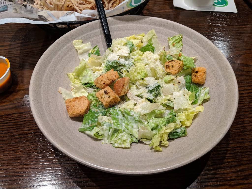 Wahlburgers | restaurant | 9 District Ave, Boston, MA 02125, USA | 6172825300 OR +1 617-282-5300