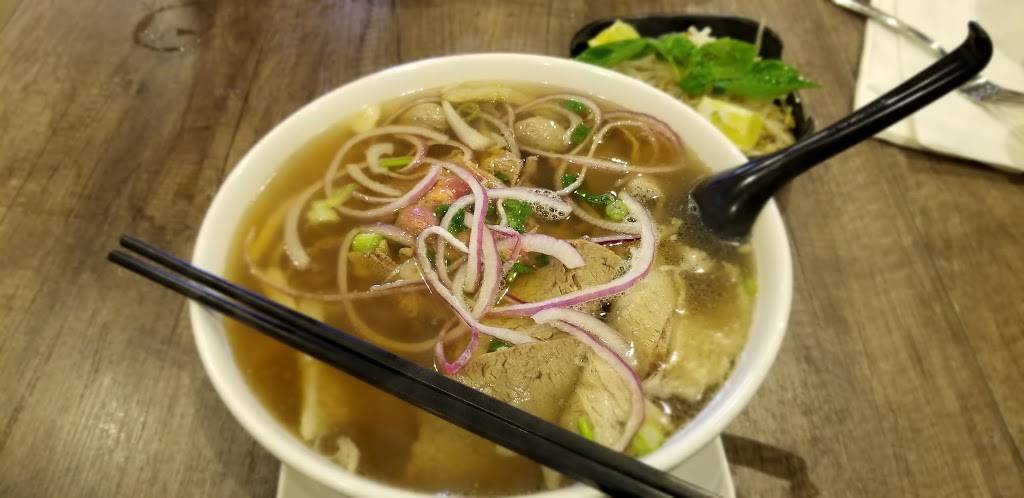 Le Viet Asian Cuisine | restaurant | 1210 Castlemore Ave, Markham, ON L6E 0H7, Canada | 9052016111 OR +1 905-201-6111