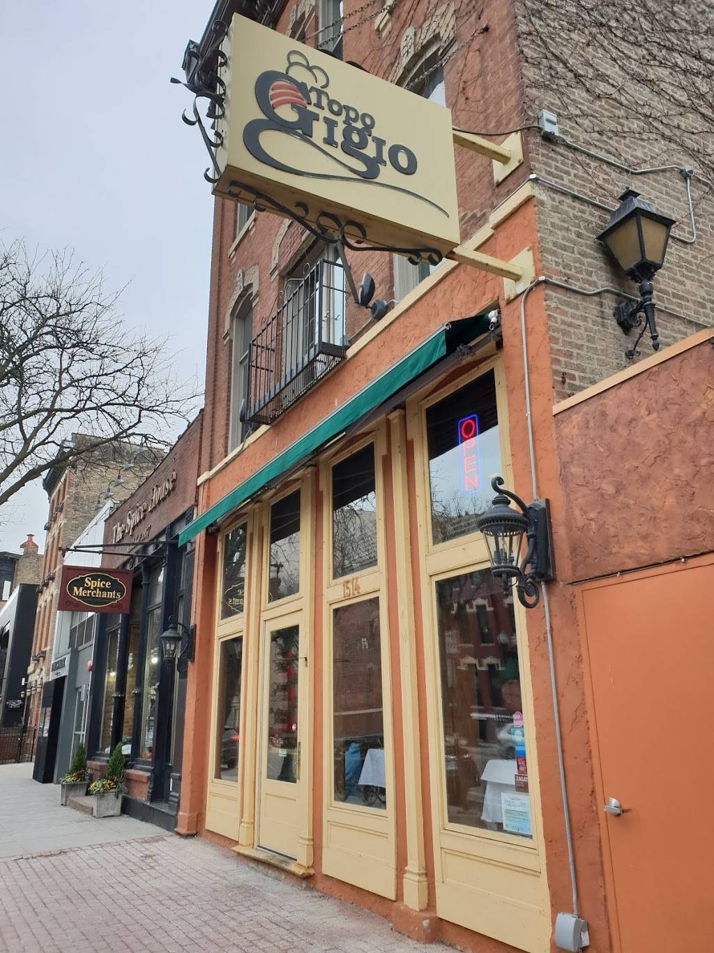 Topo Gigio Ristorante | restaurant | 1516 N Wells St, Chicago, IL 60610, USA | 3122669355 OR +1 312-266-9355