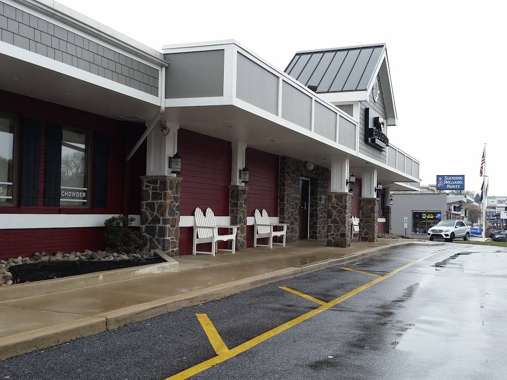 Red Lobster | restaurant | 1 Baltimore Pike, Springfield, PA 19064, USA | 6105440315 OR +1 610-544-0315