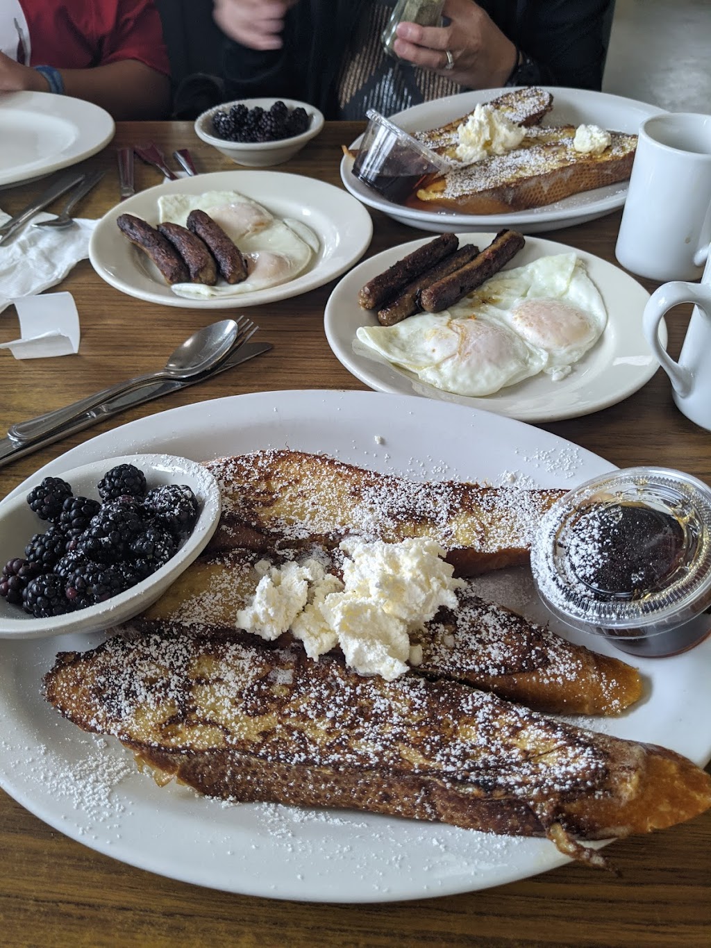 Main Street Grill | restaurant | 547 Main St, Half Moon Bay, CA 94019, USA | 6507265300 OR +1 650-726-5300