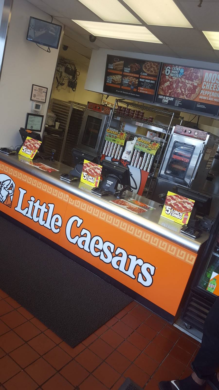 Little Caesars Pizza | meal takeaway | 293 S Bolingbrook Dr, Bolingbrook, IL 60440, USA | 6307593377 OR +1 630-759-3377