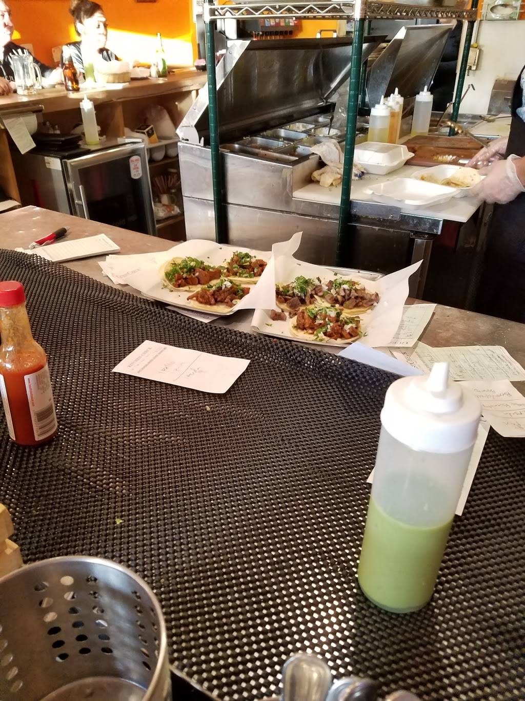 Luna llena restaurant | restaurant | 2760 Tapo Canyon Rd, Simi Valley, CA 93063, USA | 8052105022 OR +1 805-210-5022