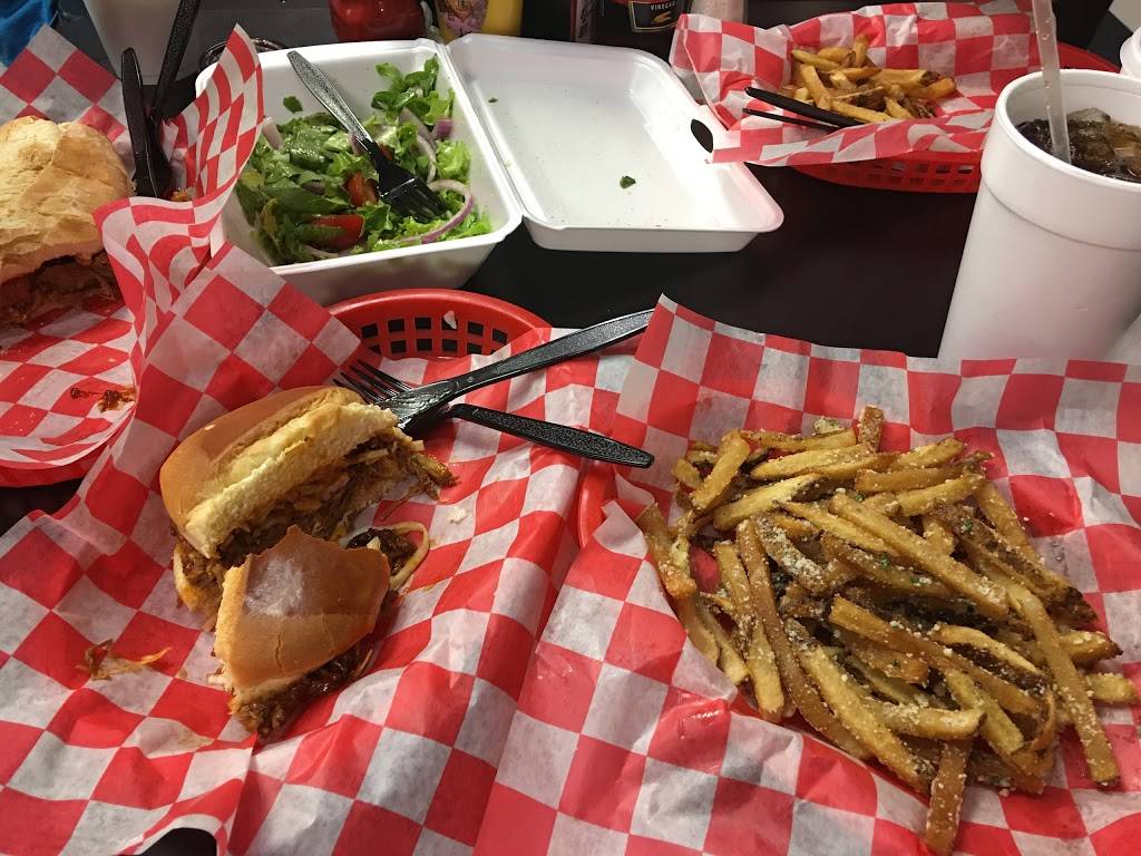 Benchwarmers Restaurant and Delivery | meal delivery | 105 Allen St, Tiffin, OH 44883, USA | 5672689268 OR +1 567-268-9268