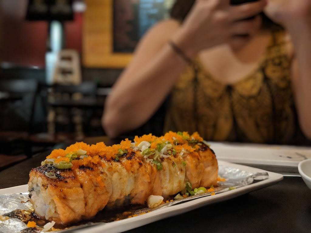 Maki & Sushi | restaurant | 302 E Huntington Dr, Arcadia, CA 91006, USA | 6264629600 OR +1 626-462-9600