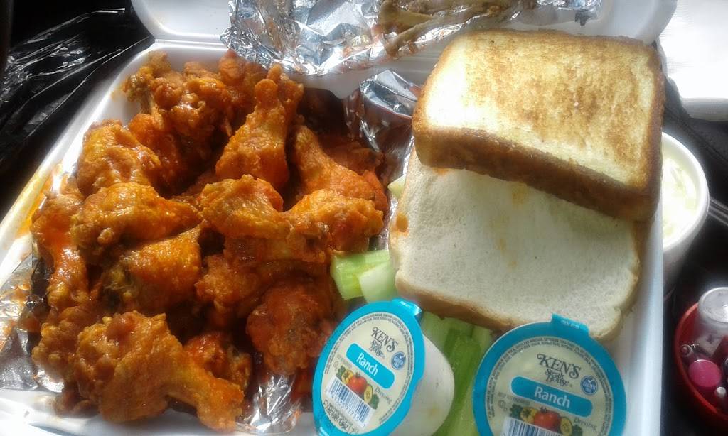 Waltons Chicken | restaurant | 915 Patriot Pkwy, Tuscaloosa, AL 35405, USA | 2057521693 OR +1 205-752-1693