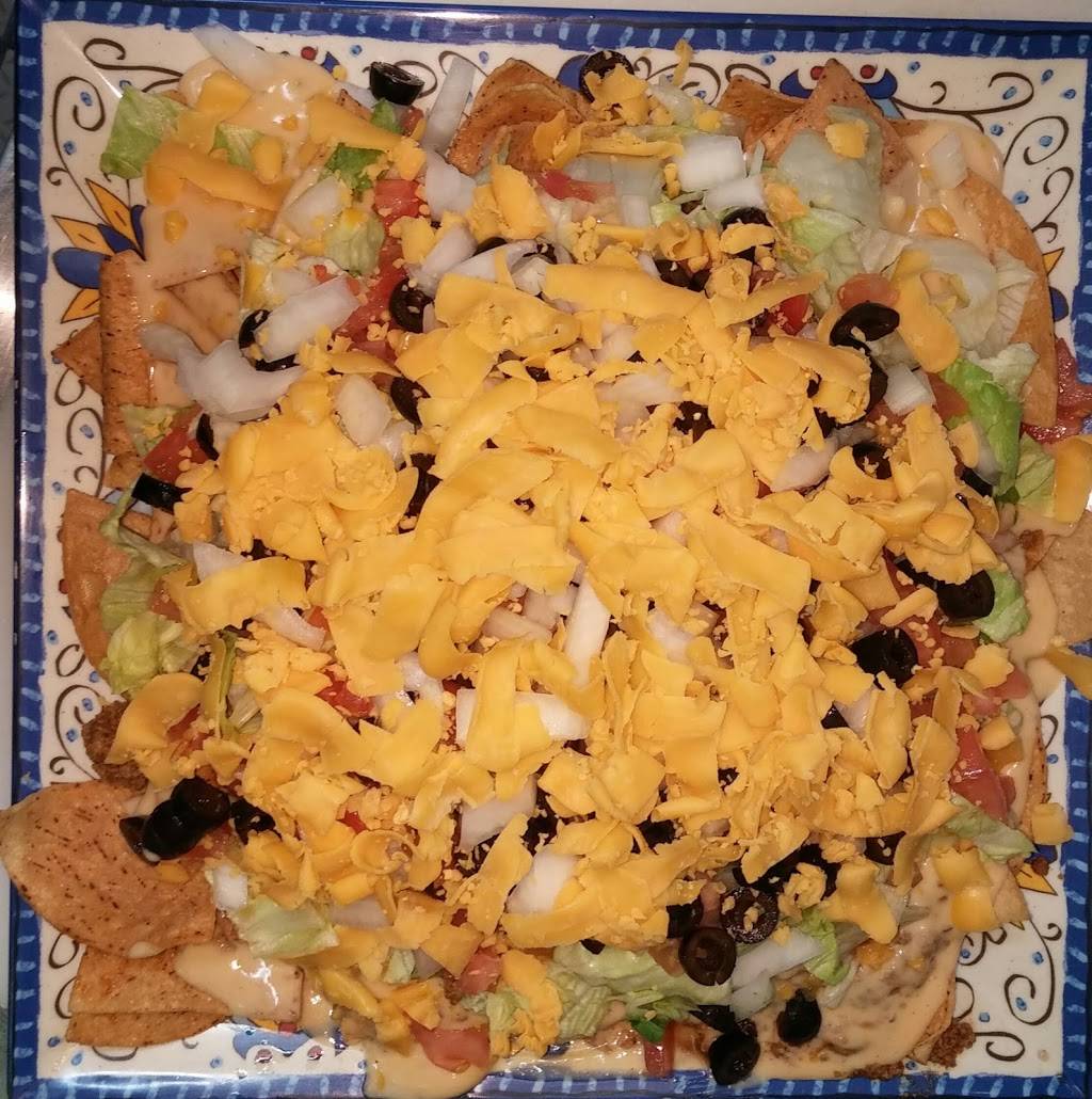 Woodpeckers Pub & Grub | restaurant | 3500 7th Street Rd, New Kensington, PA 15068, USA | 7243399287 OR +1 724-339-9287