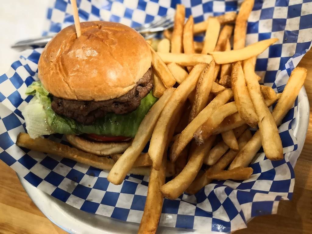 Famous Daves | restaurant | 13122 Jamboree Rd, Irvine, CA 92602, USA | 7144629179 OR +1 714-462-9179