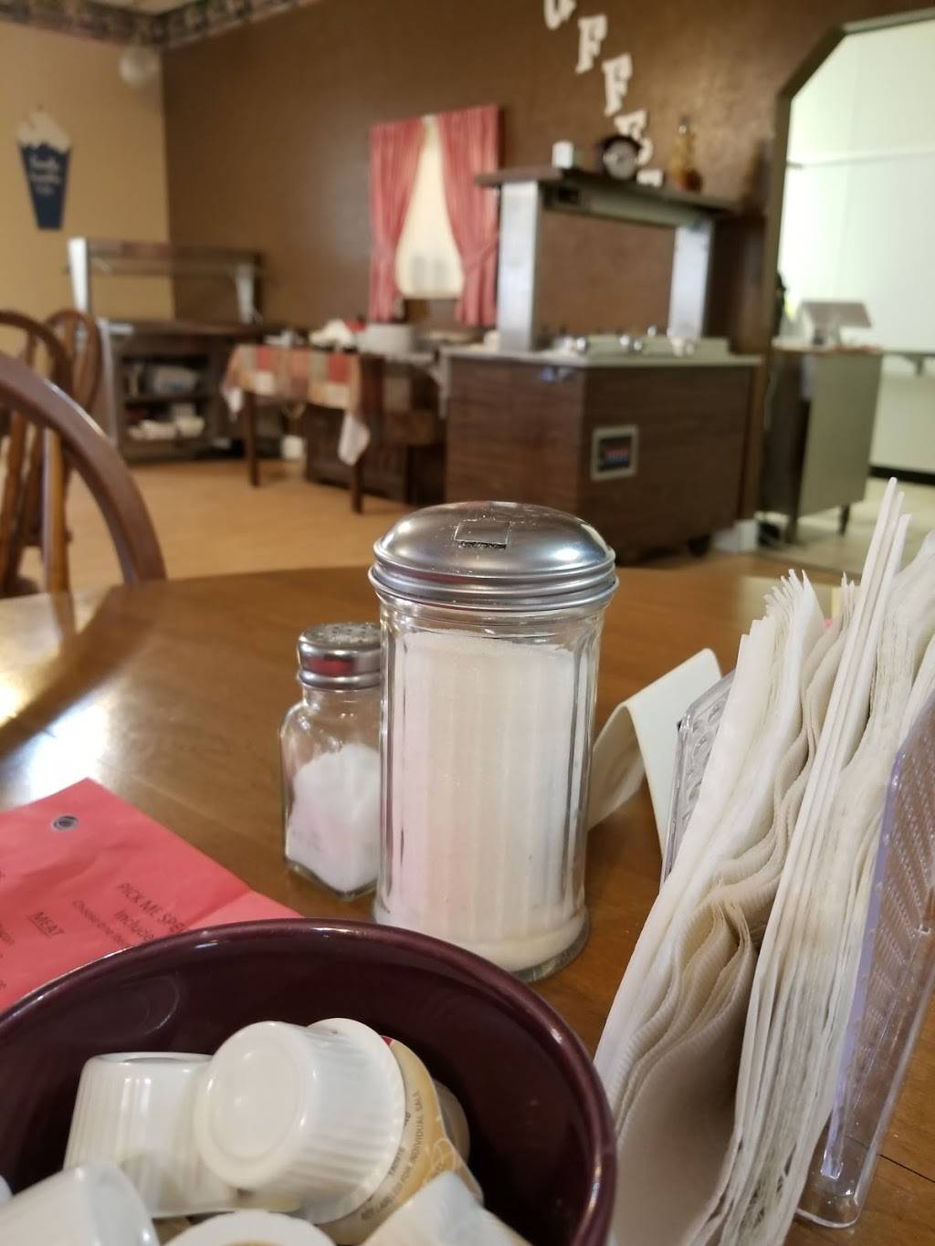 Carols Corner Stone Cafe | restaurant | 301 E Main St, Greenfield, IN 46140, USA | 3174679014 OR +1 317-467-9014