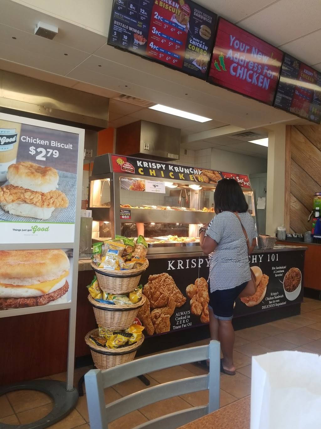 Krispy Krunchy Chicken | restaurant | 2010 NW Broad St, Murfreesboro, TN 37129, USA | 6158962291 OR +1 615-896-2291