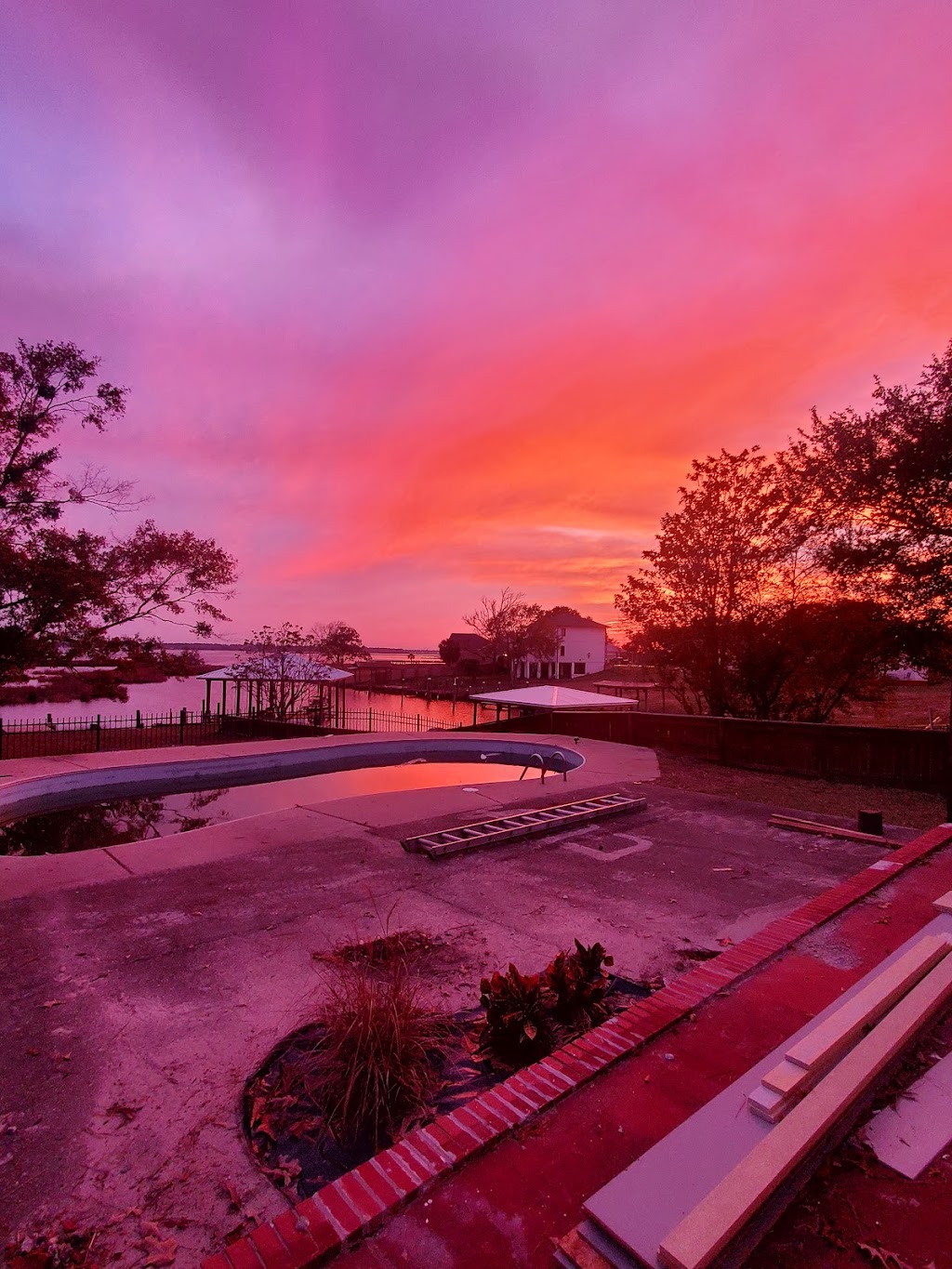 Sunkist Country Club Bar & Grill | restaurant | 2381 Sunkist Country Club Rd, Biloxi, MS 39532, USA | 2283883961 OR +1 228-388-3961