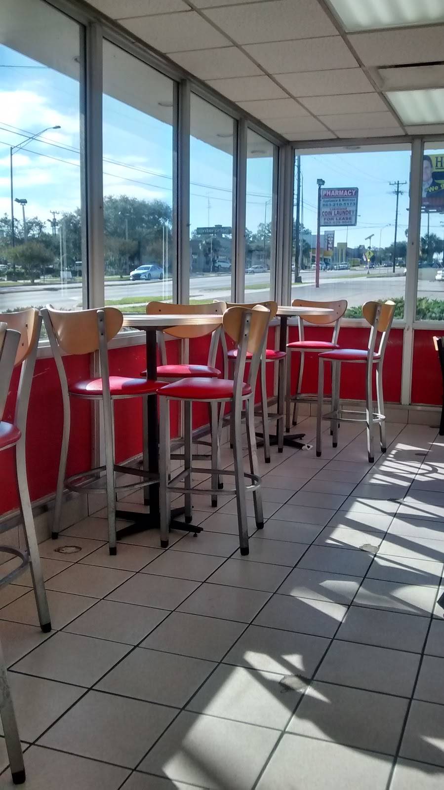 Krystal | restaurant | 730 E Memorial Blvd, Lakeland, FL 33801, USA | 8636862880 OR +1 863-686-2880