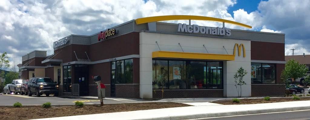 McDonalds | cafe | 4702 Rib Mountain Dr Rd, Wausau, WI 54401, USA | 7153554874 OR +1 715-355-4874