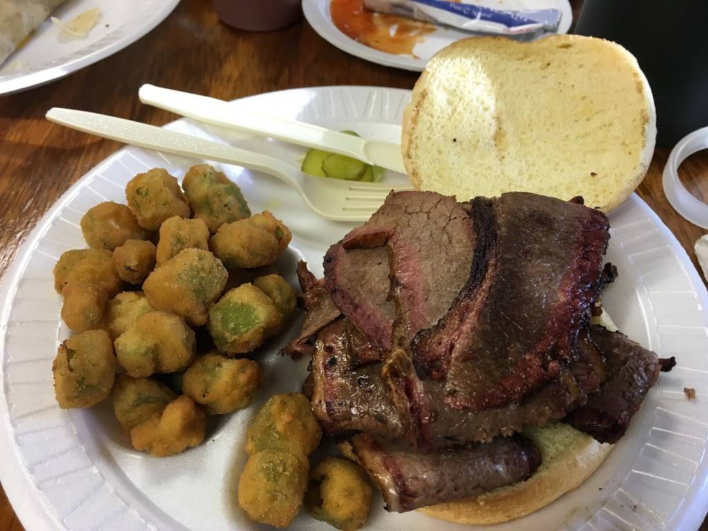 Up in Smoke BBQ Cafe and Gifts | restaurant | 10 W Main St, Monteagle, TN 37356, USA | 9312124506 OR +1 931-212-4506