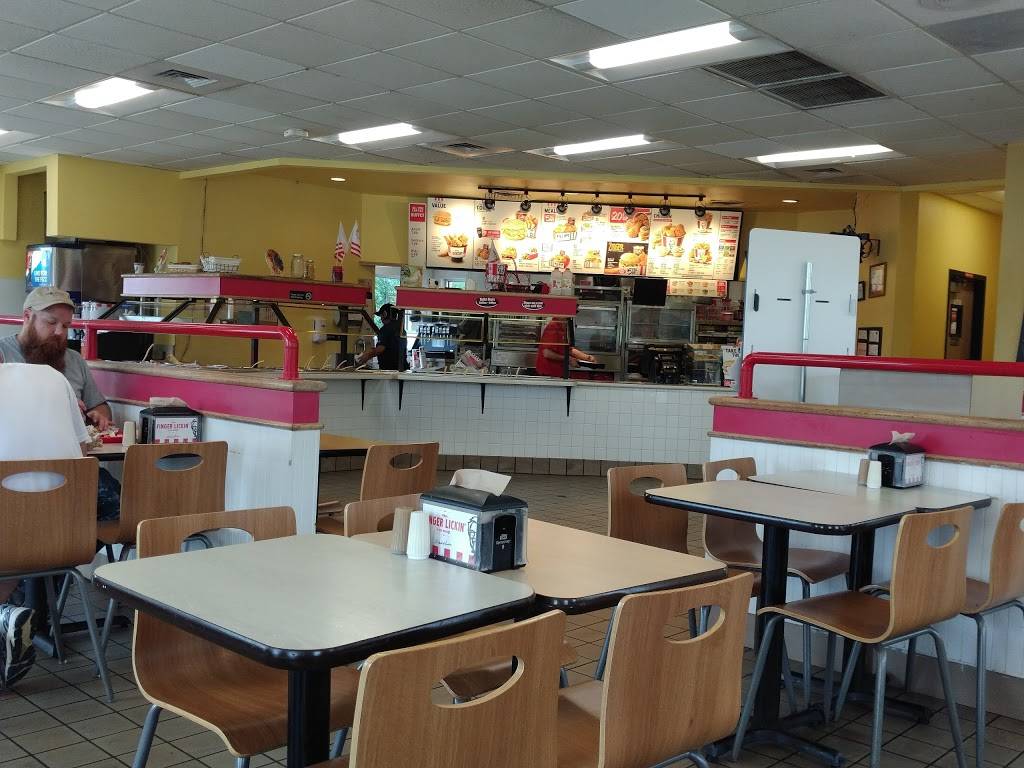 KFC | restaurant | 5266 Millertown Pike, Knoxville, TN 37924, USA | 8655240053 OR +1 865-524-0053