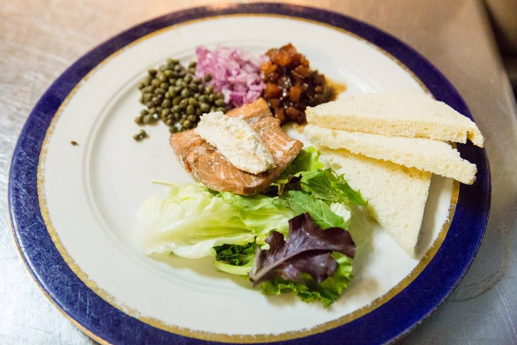 Johnnys Bar on Fulton | restaurant | 3164 Fulton Rd, Cleveland, OH 44109, USA | 2162810055 OR +1 216-281-0055